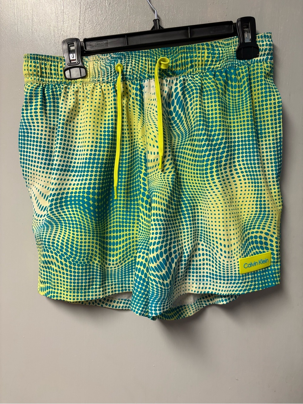 Calvin Klein Men’s Neon Yellow & Teal Swim Trunks Size Medium